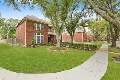 210 Wilkins Crossing, Sugar Land, TX 77479 - Photo 3