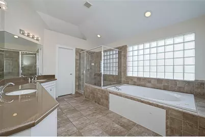 650 Westcross Street #85, Houston, TX 77018 - Photo 21