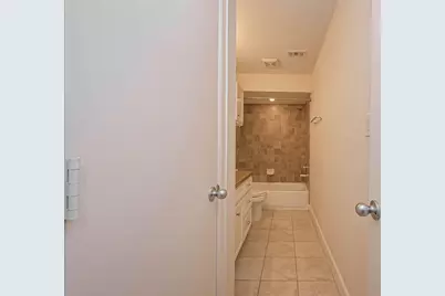 650 Westcross Street #85, Houston, TX 77018 - Photo 9