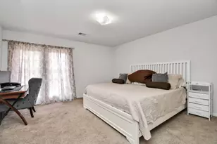 985 Lake View Cir W, Brookshire, TX 77423 - Photo 11