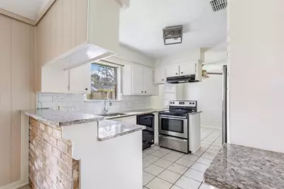 5518 Cypressgate Drive, Spring, TX 77373 - Photo 9