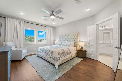 1715 Leilani Drive, Houston, TX 77055 - Photo 17