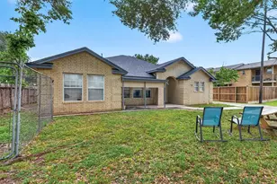 2719 Richmond St, Needville, TX 77461 - Photo 23