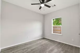 2521 Maple Ave, Liberty, TX 77575 - Photo 13