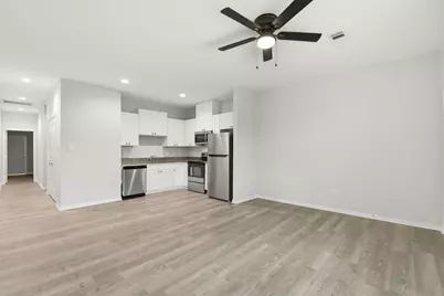 2521 Maple Avenue #2521A, Liberty, TX 77575 - Photo 7