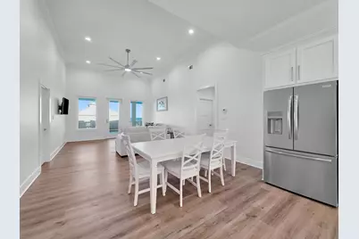 1221 Gulf Road, Crystal Beach, TX 77650 - Photo 11