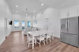 1221 Gulf Rd, Crystal Beach, TX 77650 - Photo 11