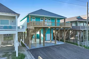 1221 Gulf Rd, Crystal Beach, TX 77650 - Photo 35