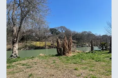 111 Antelope Lane, Seguin, TX 78155 - Photo 9