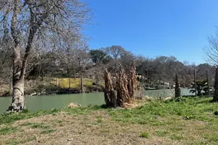 111 Antelope Ln, Seguin, TX 78155 - Photo 9