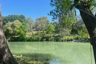 111 Antelope Ln, Seguin, TX 78155 - Photo 1