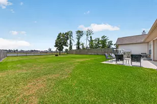 12324 N Chestnut Hls Dr, Conroe, TX 77303 - Photo 25