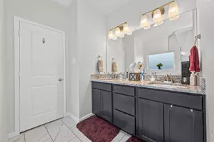 12324 N Chestnut Hls Dr, Conroe, TX 77303 - Photo 19