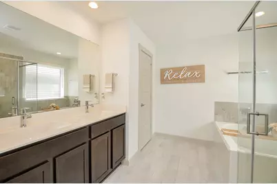 13305 Lago Acero Lane, La Marque, TX 77568 - Photo 11