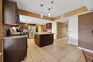 16006 El Toro Ct, Webster, TX 77598 - Photo 7