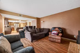 16006 El Toro Ct, Webster, TX 77598 - Photo 13