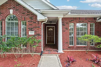 1023 E Hampton Drive, Pearland, TX 77584 - Photo 5