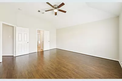 1023 E Hampton Drive, Pearland, TX 77584 - Photo 25