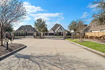 2802 Merlin Way, Katy, TX 77493 - Photo 3