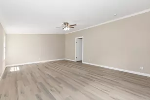 11334 Autumn Ln, Cleveland, TX 77328 - Photo 9