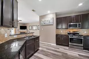 15010 Holland Grove Ct, Cypress, TX 77433 - Photo 9