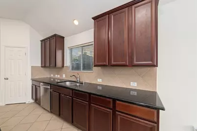 12519 Nantucket Road, Sugar Land, TX 77478 - Photo 11