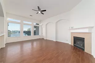 12519 Nantucket Rd, Sugar Land, TX 77478 - Photo 7