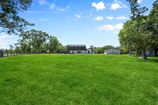 5123 Cotton Lake Rd, Cove, TX 77523 - Photo 9