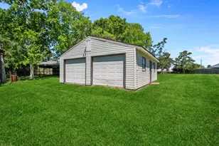 5123 Cotton Lake Rd, Cove, TX 77523 - Photo 11