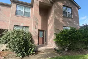 3830 Misty Falls Ln, Friendswood, TX 77546 - Photo 1
