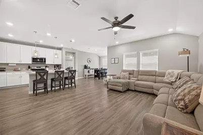 12707 Gabrial Drive, Crosby, TX 77532 - Photo 7