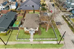 623 Pecore St, Houston, TX 77009 - Photo 33