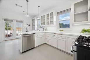 623 Pecore St, Houston, TX 77009 - Photo 9