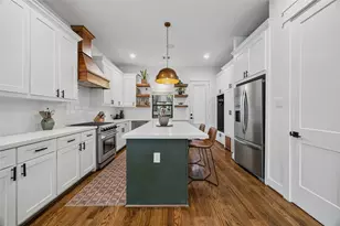 415 James St, Houston, TX 77009 - Photo 7