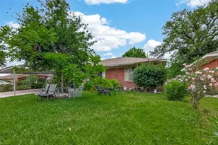2111 Hickory Ln, Pasadena, TX 77502 - Photo 3