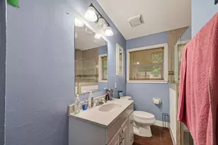 2111 Hickory Ln, Pasadena, TX 77502 - Photo 23
