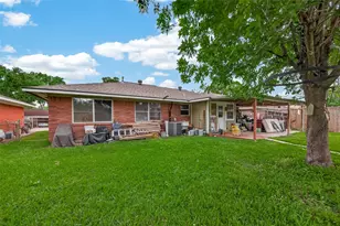 2111 Hickory Ln, Pasadena, TX 77502 - Photo 33