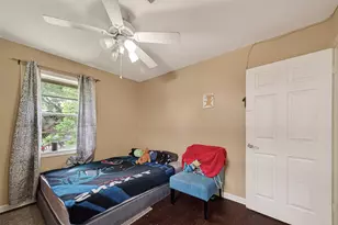 2111 Hickory Ln, Pasadena, TX 77502 - Photo 17