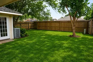 13619 Carsa Ln, Houston, TX 77014 - Photo 9
