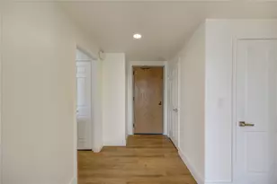 2001 Holcombe Blvd, Houston, TX 77030 - Photo 7