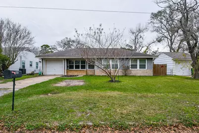 1109 E Miller Street, Angleton, TX 77515 - Photo 3