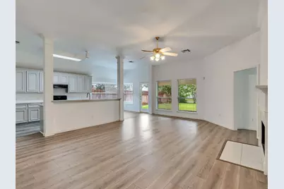3906 Shadow Cove Drive, Houston, TX 77082 - Photo 13