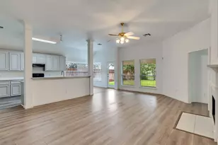 3906 Shadow Cove Dr, Houston, TX 77082 - Photo 13