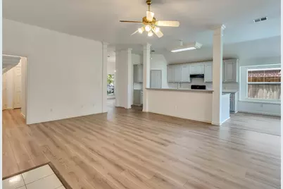 3906 Shadow Cove Drive, Houston, TX 77082 - Photo 15