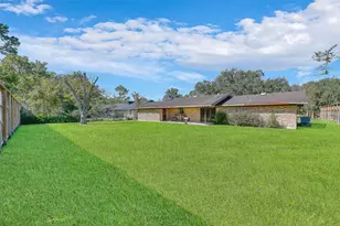 103 Echo Ave, Friendswood, TX 77546 - Photo 19