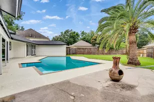 19110 Masterwood Ct, Humble, TX 77346 - Photo 5
