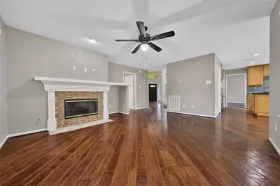 206 W Greywing Circle, The Woodlands, TX 77382 - Photo 9