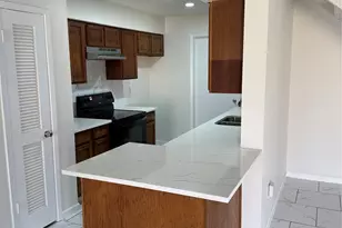 6103 Linnhaven Dr, Houston, TX 77072 - Photo 9