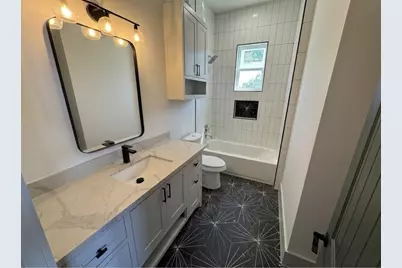 505 E 40th Street, Houston, TX 77022 - Photo 17