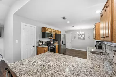 13306 Winston Drive, Santa Fe, TX 77510 - Photo 7